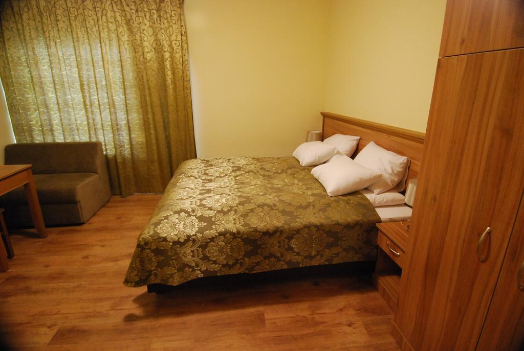 Ivanek Guest House Zvíkovské Podhradí Екстериор снимка